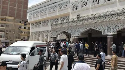 تشييع جنازة نعمان الوزير كبير مشجعي الإسماعيلي إلى مثواه الأخير