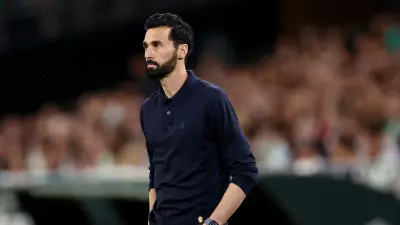 إسبانيول ضد ريال مدريد.. سيبايوس يلغي متابعة أربيلوا والمدرب يرد بالمثل