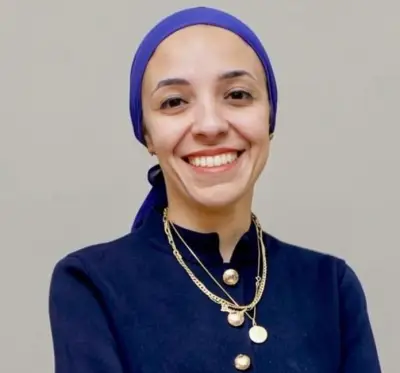 عهود وافي مديرة تنفيذية لصندوق رعاية المسنين في مصر