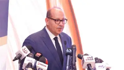 ياسر إدريس يتفرغ للأولمبية المصرية والاتحاد الدولي ويعتذر عن رئاسة اتحاد السباحة