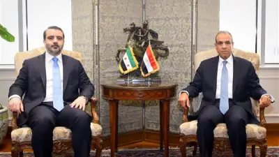 وزير الخارجية يبحث مع نظيره السوري تعزيز العلاقات الثنائية والتنسيق الإقليمي