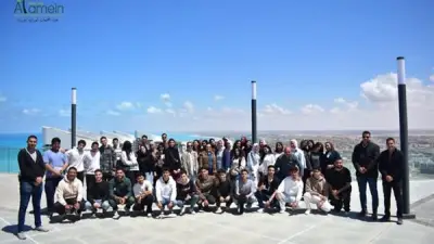 وفد طلابي من جامعة فاروس يطلع على مشروعات العلمين الجديدة