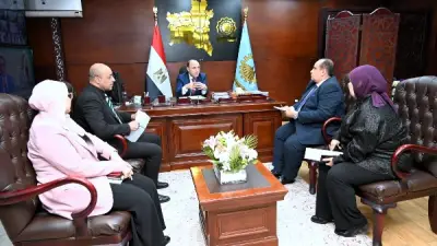 محافظ الغربية يناقش الخطة الاستثمارية وتعظيم الموارد في اجتماع عاجل