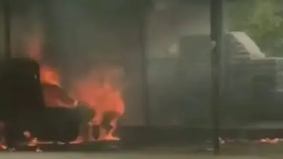 إخماد حريق سيارة أجرة في موقف النواصر بإسنا دون إصابات