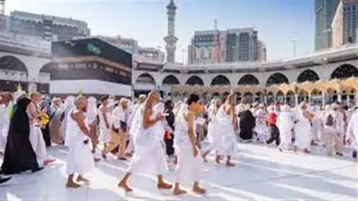 الحكمة من جعل الكعبة على يسار الطائف وفضل الطواف سبعة أشواط