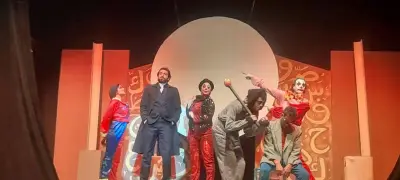 عرض أربعين علي كام مش علي بابا على مسرح قصر ثقافة دمنهور مجانا