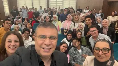 تكريم الإعلامي عمرو الليثي في كلية الإعلام بجامعة عين شمس