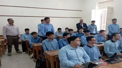 وكيل تعليم بني سويف يتفقد مدرسة الشهيد هشام طعمة ويشيد بالانضباط