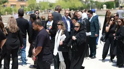 نادية مصطفى في جنازة هاني شاكر: فقدنا قيمة فنية كبرى بمصر والوطن العربي