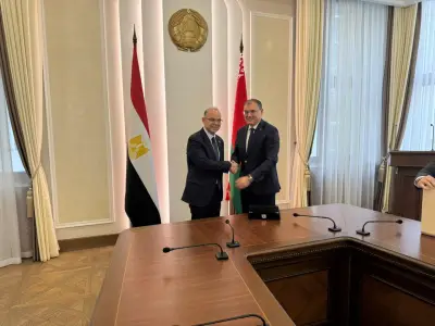 وزير الاستثمار يدعو الشركات البيلاروسية لاتخاذ مصر قاعدة صناعية