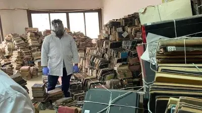 وزارة الثقافة تنتهي من تعقيم محتويات مكتبة بلدية دمنهور وتبدأ ترميم الكتب