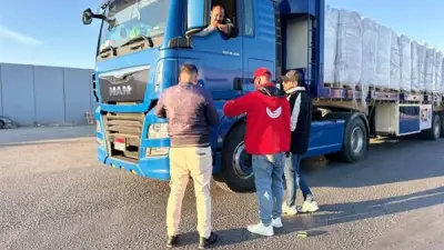 مصر تطلق قافلة مساعدات جديدة لغزة تحمل آلاف الأطنان من الغذاء والدواء