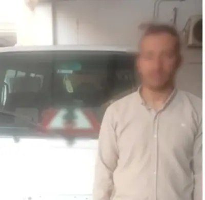 أمن القاهرة يضبط سائق ميكروباص هدد حياة المواطنين بالسير عكس الاتجاه