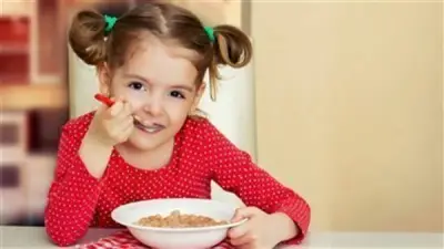 نصائح مهمة لنمو طفلك الصحي: التغذية والعادات السليمة