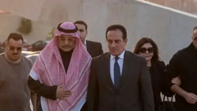 محمد ثروت وزكي حسنين في مقدمة معزي هاني شاكر بمسجد أبو شقة