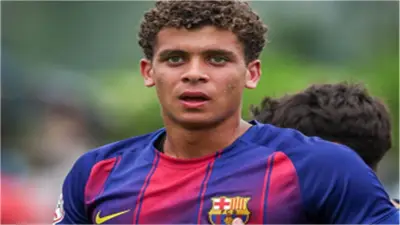 برشلونة يكشف أسباب التعاقد مع المهاجم المصري حمزة عبدالكريم