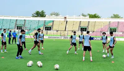 الزمالك يستعد لنهائي الكونفدرالية بتدريبات بدنية مكثفة في الجزائر