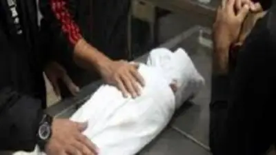 شاهد في التحقيقات: جار المتهمة يكشف تفاصيل مقتل طفل على يد والدته في المعصرة