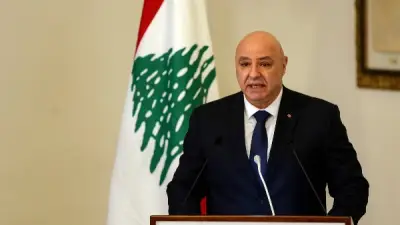 الرئيس اللبناني يلتقي بوفد المفاوضات مع إسرائيل ويؤكد التمسك بوقف النار