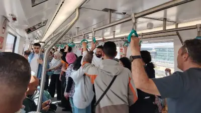 إقبال كثيف على مونوريل شرق النيل في آخر يوم للتشغيل المجاني