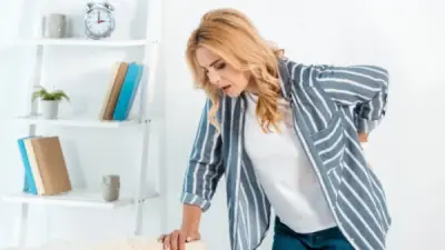 آلام الظهر قد تخفي أمراضًا خطيرة.. أبرزها السرطان وأمراض القلب