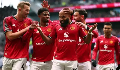 مانشستر يونايتد في مهمة صعبة أمام سندرلاند الليلة بالدوري الإنجليزي