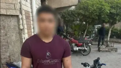 ضبط طالب تعدى على شاب بسلاح أبيض في شبرا بسبب صوت دراجة نارية