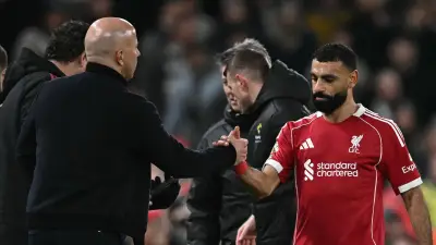 سلوت يرد بحدة على صلاح: لا أخشى انخفاض مستوى ليفربول