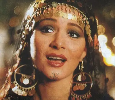 ذكرى رحيل ساحرة القلوب كواليس رحلة هالة فؤاد الفنية وقصة زواجها بأحمد زكي