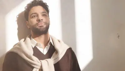 أحمد جمال يشارك احتفالات المواطنين بافتتاح المونوريل على أغنيته تحيا مصر
