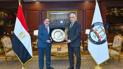 النائب العام يبحث مع رئيس استئناف أسيوط تعزيز التعاون القضائي