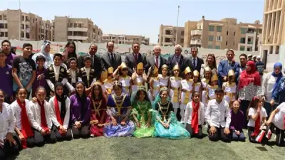 محافظ القليوبية وسفير أذربيجان يتفقدان مدرسة الصداقة المصرية الأذربيجانية