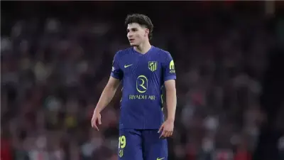 جوليان ألفاريز يختار باريس سان جيرمان على برشلونة حال رحيله عن أتلتيكو مدريد
