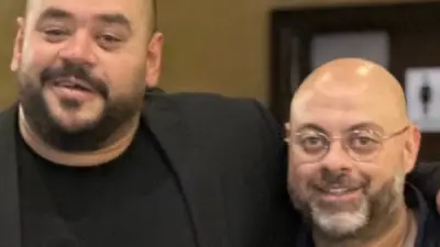 معتز التوني يهنئ محمد ممدوح بعيد ميلاده: يا حبوب القلب