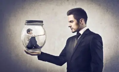 كيف تؤثر أقوال الإنسان وأفعاله على حياته وسلوكه؟ فيديو