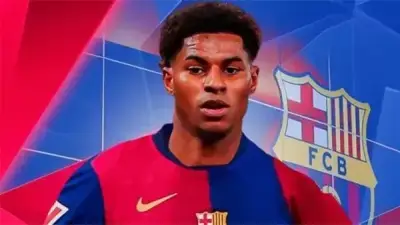 راشفورد يتوج بأول دوري في مسيرته بعد تتويج برشلونة بالليجا