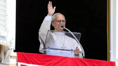 بابا الفاتيكان يحذر من الانقسام ويصلي لضحايا العنف في الساحل