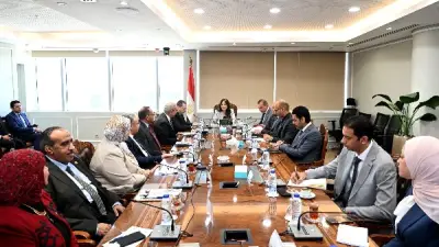 المنشاوي تتابع مع رئيس هيئة تعاونيات البناء والإسكان ملفات العمل