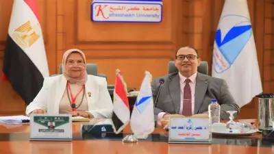 رئيس جامعة كفر الشيخ يفتتح اجتماع لجنة قطاع التمريض بالمجلس الأعلى للجامعات