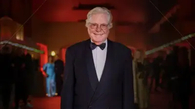 تكريم حسين فهمي بجائزة شخصية العام السينمائية العربية من مركز السينما العربية