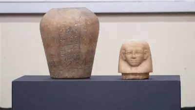 الخارجية: لن نتخلى عن إعادة الآثار المنهوبة في فرنسا