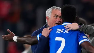 رد فعل مفاجئ من فينيسيوس على وصول مورينيو لريال مدريد