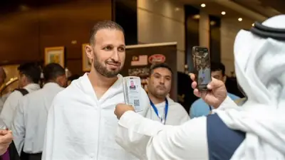 استقبال حافل لأولى رحلات الحج السياحي البري في مكة بالورود ومياه زمزم