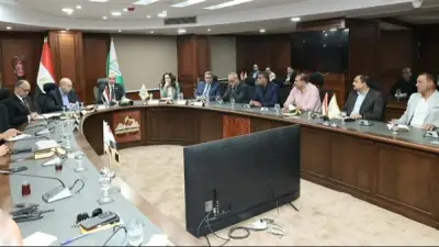 محافظ الجيزة لرؤساء الأحياء الجدد: لا تهاون مع مخالفات البناء وخدمة المواطن أولوية