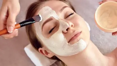 ماسكات طبيعية سريعة لإنقاذ البشرة المجهدة في الحر