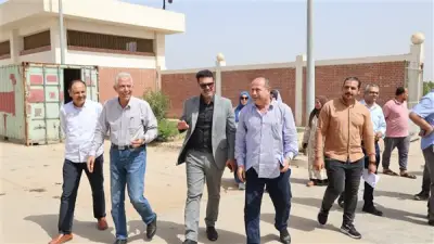 مستشار رئيس الوزراء يتفقد محطة صرف بلتان بالقليوبية