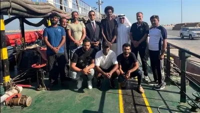 مساعد وزير الخارجية يطمئن على سلامة البحارة المصريين المختطفين قبالة السواحل الصومالية