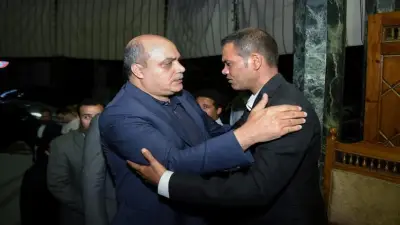 محمد الباز يعزي أسرة الشاعر الراحل سيد العديسي في عزاء مهيب