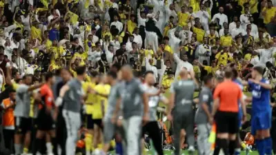 اشتباكات بين جماهير النصر والهلال بعد ديربي الرياض في الدوري السعودي