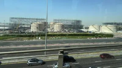 إعلام عبري: الإمارات تثبت شبكات حديدية لحماية مواقعها من هجمات إيرانية